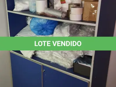 LOTE 221 - ARMÁRIO ESTANTE C/ 2 PORTAS, AZUL