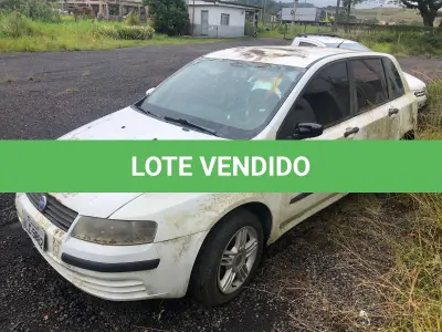 LOTE 002 - Fiat/Stilo, cor branca, fabricação/modelo 2003/2003