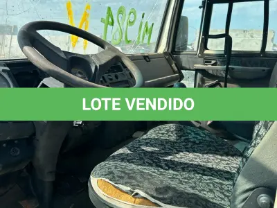 LOTE 000 - FORD CARGO 815 E ANO 2011