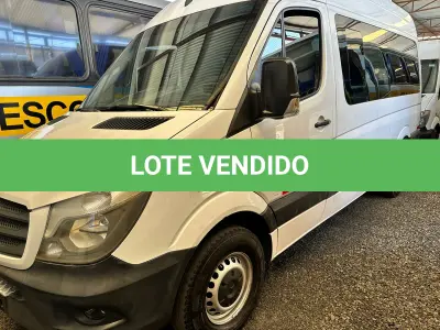 LOTE 003 - SPRINTER 415 VAN LUXO DIESEL, ANO 2019