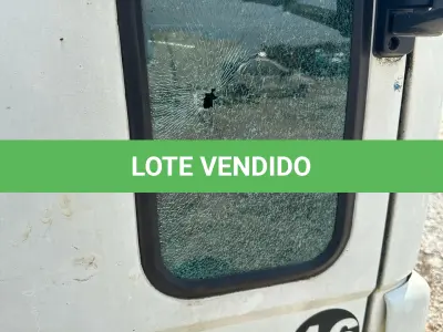 LOTE 000 - FORD CARGO 815 E ANO 2011