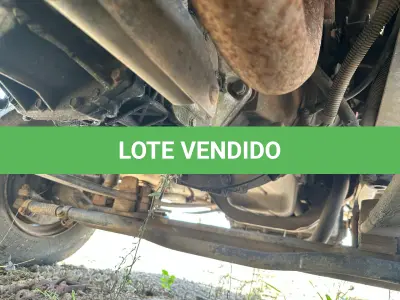 LOTE 000 - FORD CARGO 815 E ANO 2011