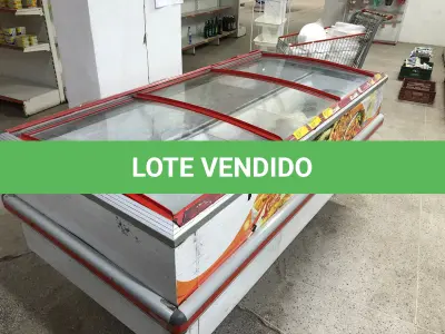 LOTE 002 - Lote com equipamentos, prateleiras e etc