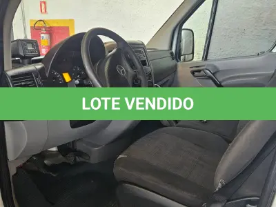 LOTE 001 - SPRINTER 415 VAN LUXO DIESEL, ANO 2019