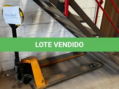 LOTE 078 - Paleteira 