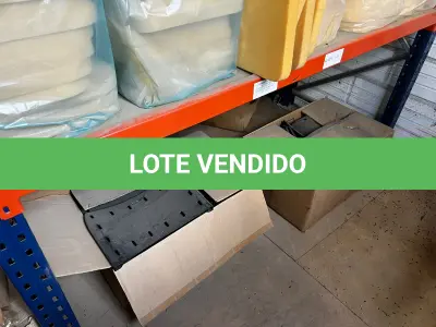 LOTE 035 - Lote de componentes para montagem de cadeiras 