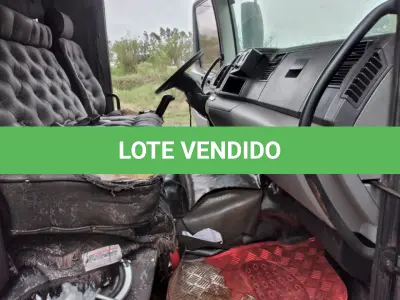 LOTE 001 - VolksWagen 17-250 E Consteletion