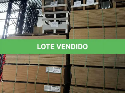 LOTE 132 - Lote de placas em MDF e MDP