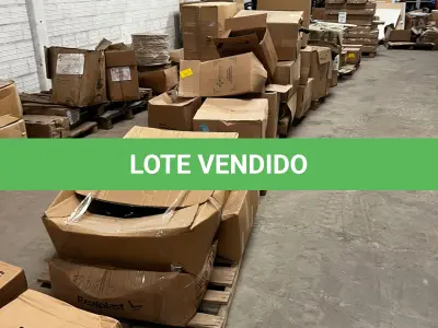 LOTE 035 - Lote de componentes para montagem de cadeiras 