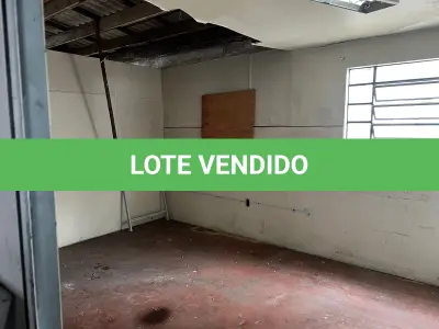 LOTE 000 - Um terreno de forma retangular, à avenida João Pessoa medindo 30,45m de frente, ao oeste à mesma avenida, por 35,00m