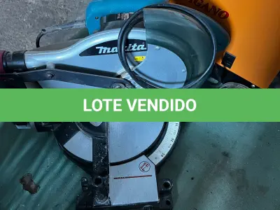 LOTE 143 - Serra circular de ângulos Makita