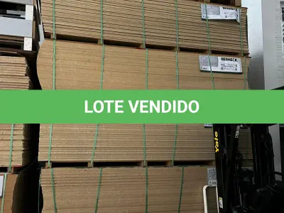 LOTE 132 - Lote de placas em MDF e MDP