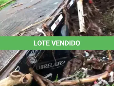 LOTE 002 - O Semi-reboque SR/Librelato SRCS3E, placas MKC 1612, ano/modelo 2012/2012