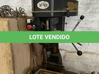LOTE 087 - Furadeira de bancada Strong