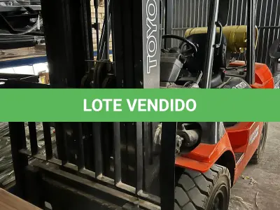 LOTE 124 - Empilhadeira Toyota 