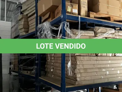 LOTE 130 - Lote de estruturas metálicas para transporte 