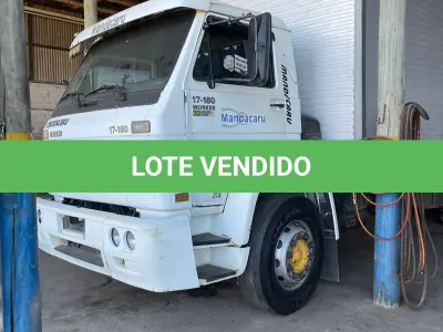 LOTE 004 - "CAMINHÃO VW WORKER 17-180, BRANCO, C/BAÚ, S/PLACAS, MOTOR DESMONTADO E FALTANDO PEÇAS, PLACAS IPO 5691
