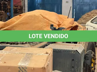 LOTE 002 - CHASSIS TRUCK C/ MOTOR SCANIA - P-270 6x2. Ano 2011. Placa ISJ7524