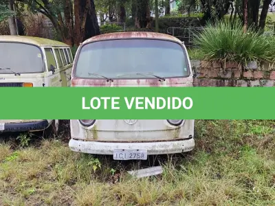 LOTE 029 - KOMBI