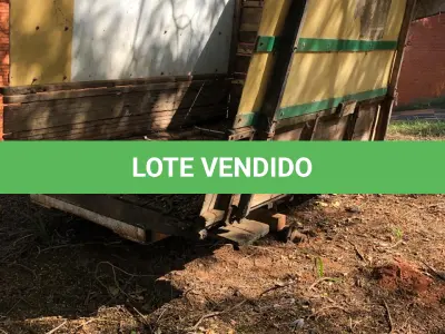 LOTE 036 - Reboque agricula pessimo estado 