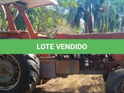LOTE 018 - TRATOR mf 295