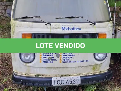 LOTE 032 - KOMBI
