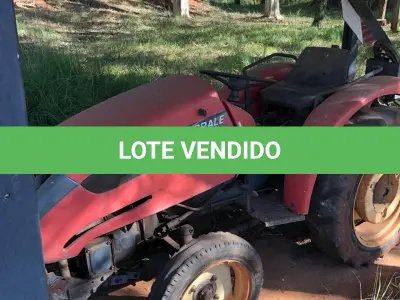 LOTE 016 - TRATOR 4100