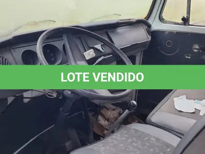 LOTE 029 - KOMBI