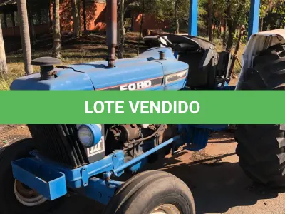 LOTE 017 - TRATOR 4610