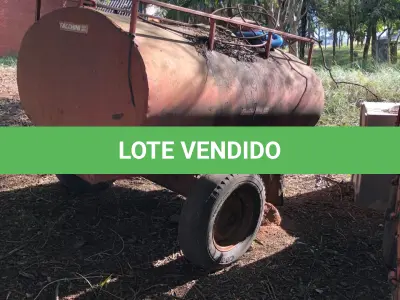 LOTE 035 - Reboque agricula tanque 