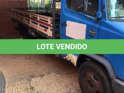 LOTE 013 - CAMINHÃO M. BENZ