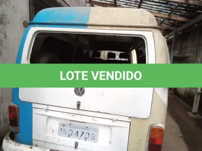 LOTE 030 - KOMBI