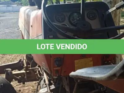 LOTE 018 - TRATOR mf 295