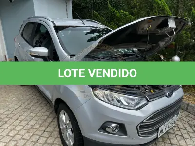 LOTE 001 - Ecosport Titanium 2.0 Aut., cor prata, ano 2014/2014