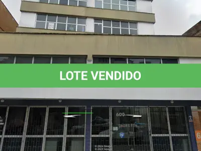 LOTE 033 - Sala comercial nº 301 do Edifício Wida, na Rua Moura Azevedo nº 606