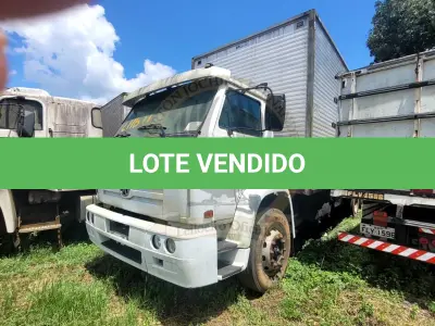 LOTE 000 - Volkswagen 17210 2p (diesel), fabricação/modelo 2004/2004