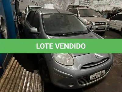 LOTE 000 - Nissan March, fabricação/modelo 2013/2014