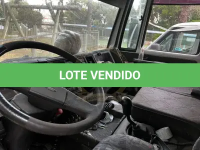 LOTE 006 - Caminhão Ford/Cargo 816 816 S, diesel, cor branca, carroceria fechada, fabricação/modelo 2013/2013 (sem chave)