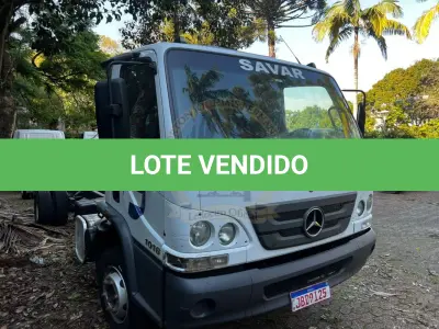LOTE 001B - Caminhão M.Benz/Accelo 1016 CE, diesel, cor branca, carroceria fechada/cabine estendida, fabricação/modelo 2021/2022 (sem chave)