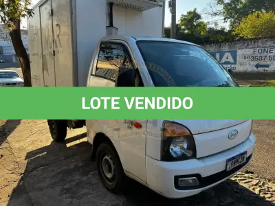 LOTE 002 - Hyundai HR 2.5 TCI Diesel (RS/RD)