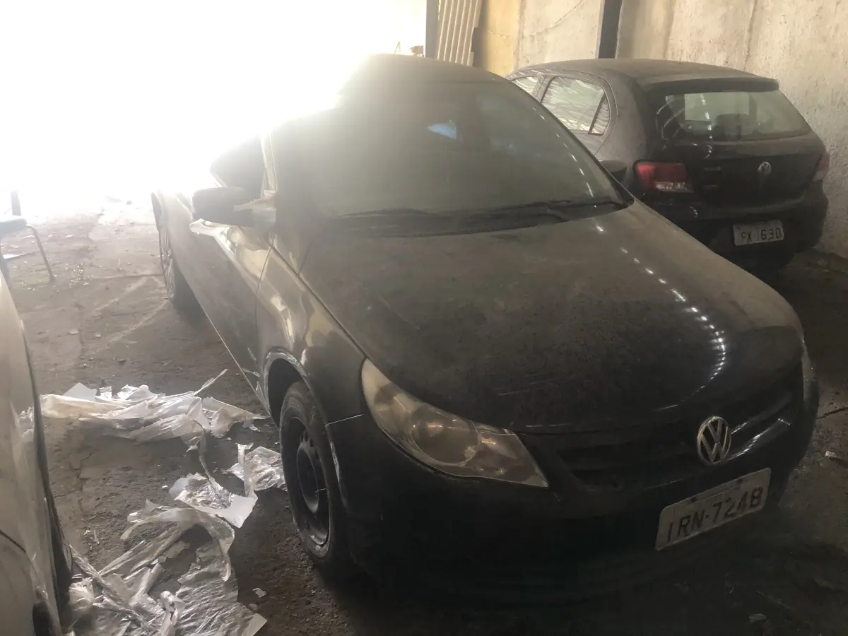 LOTE 002 - VW/gol 1.0, placas IRN 7248, ano/modelo 2011/2011
