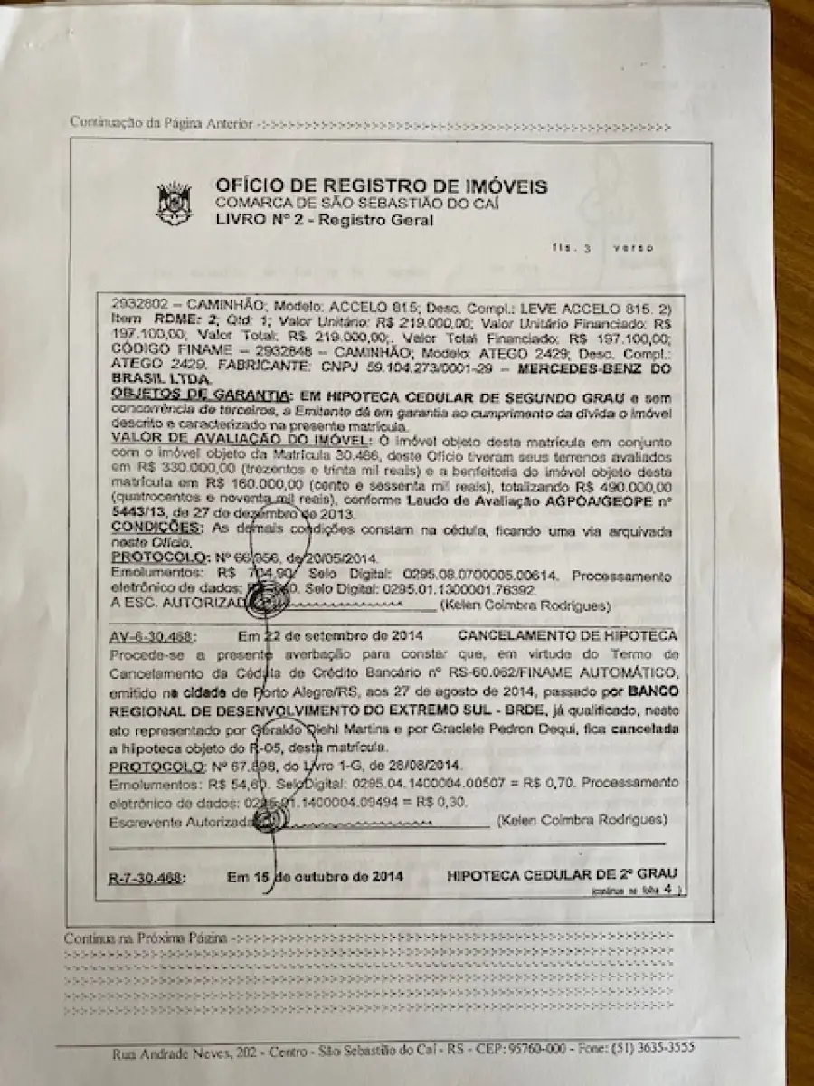 LOTE 001 - Imóvel urbano com área de 632,20 m2, Consta averbada a área de 587,53 m2, para fins comerciais