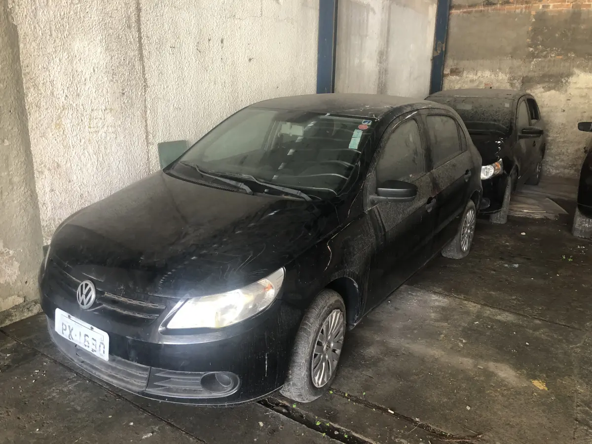 LOTE 001 - VW/gol 1.0, placas IPX 1690, ano/modelo 2009/2010