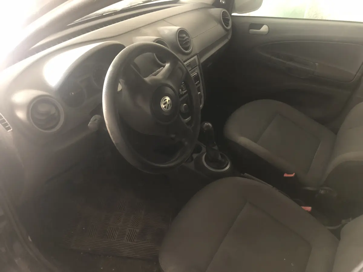 LOTE 001 - VW/gol 1.0, placas IPX 1690, ano/modelo 2009/2010