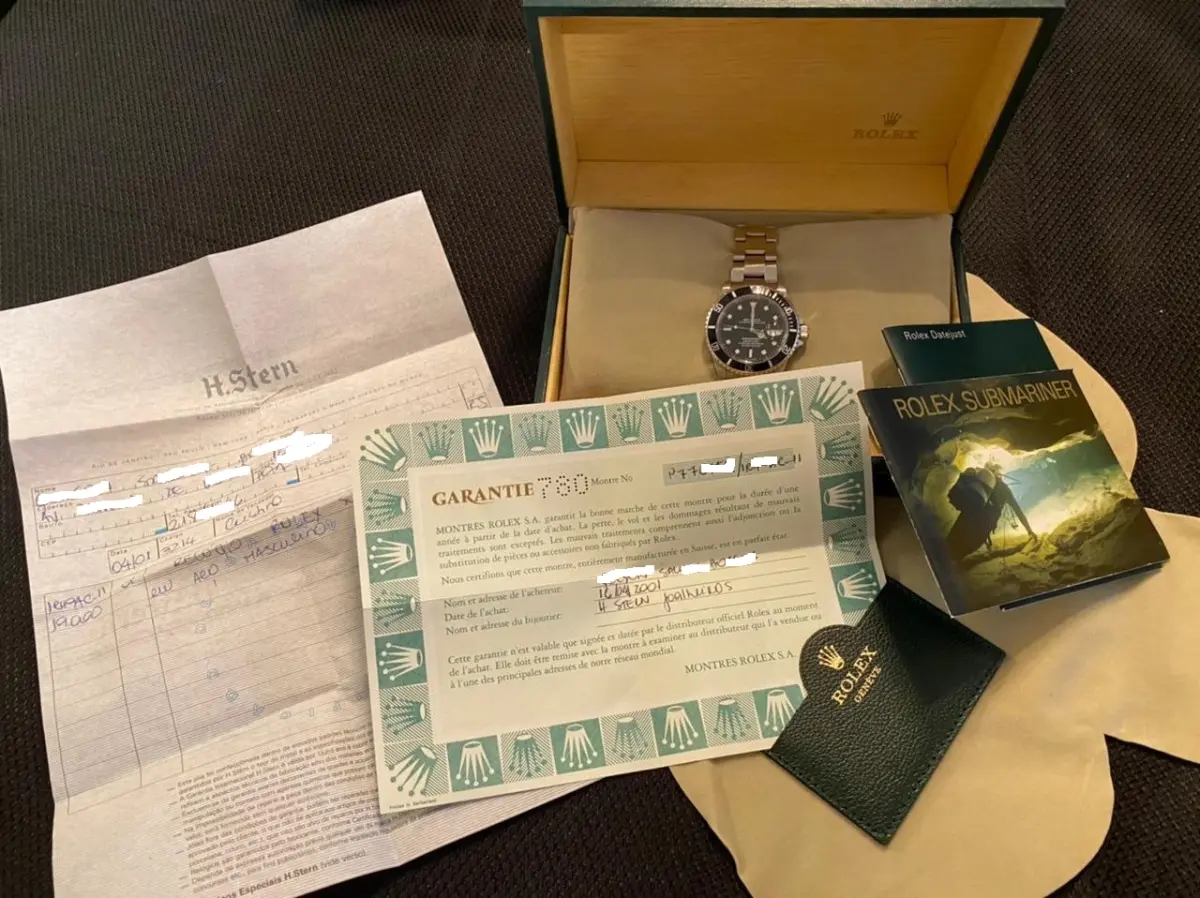 LOTE 001 - ROLEX Automático Submariner 300m ano 2001, com certificado