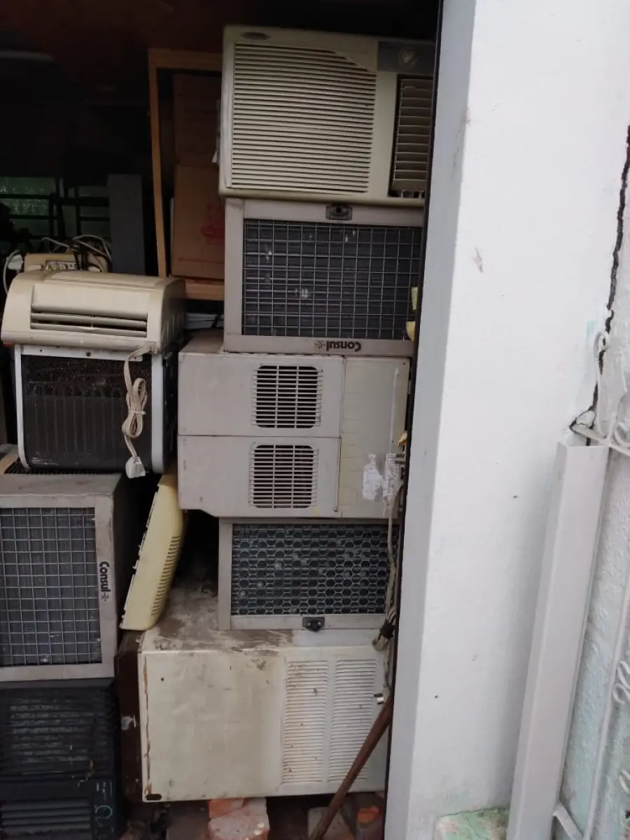 LOTE 04 - aparelhos de ar condicionado