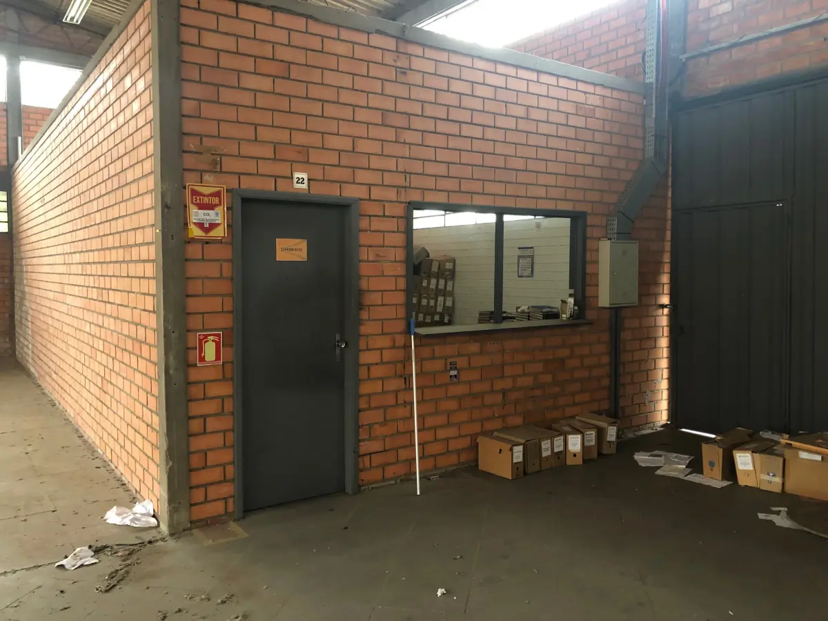 LOTE  - GRANDE IMÓVEL INDUSTRIAL NA ENTRADA DE IGREJINHA, COM 2.230,00M2 E ÁREA CONSTRUÍDA DE 1.240M2