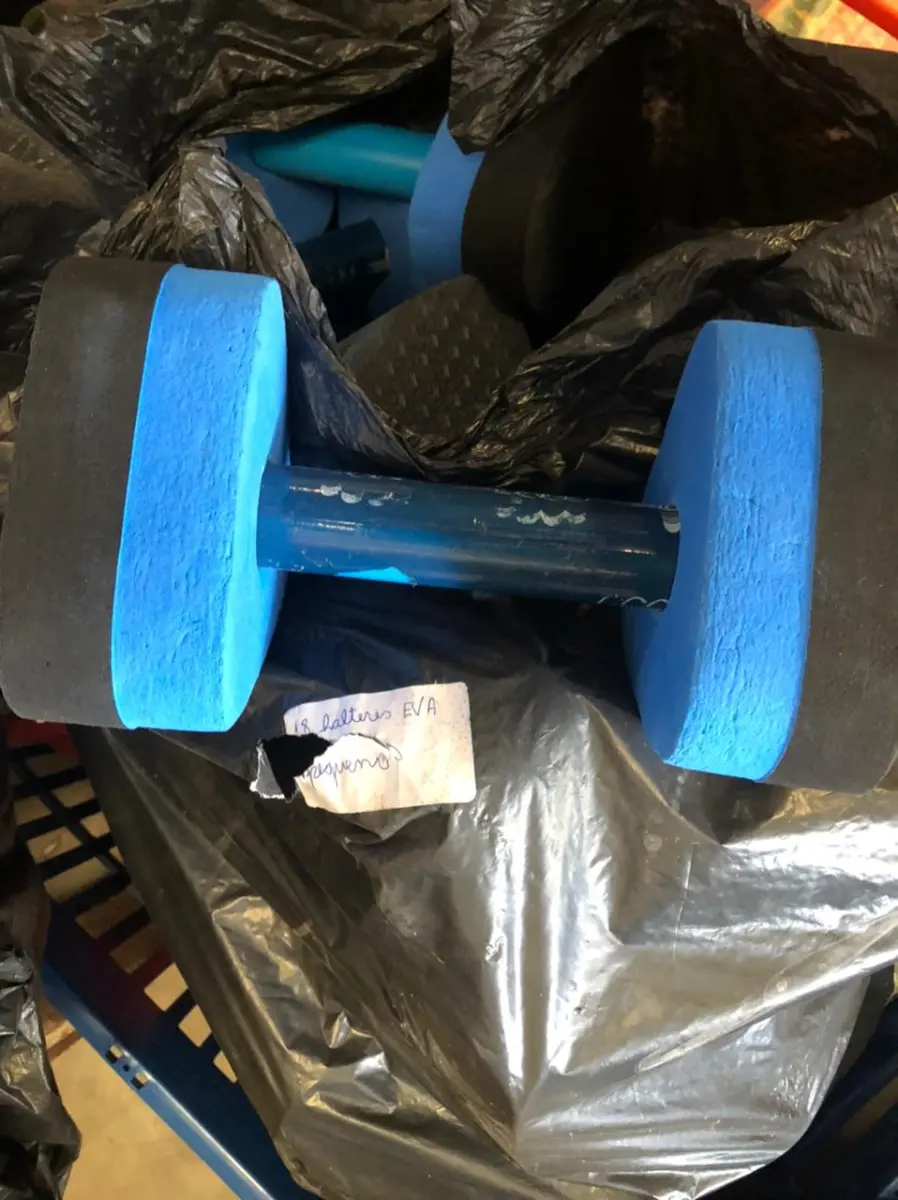 LOTE 095 - halteres eva pequeno