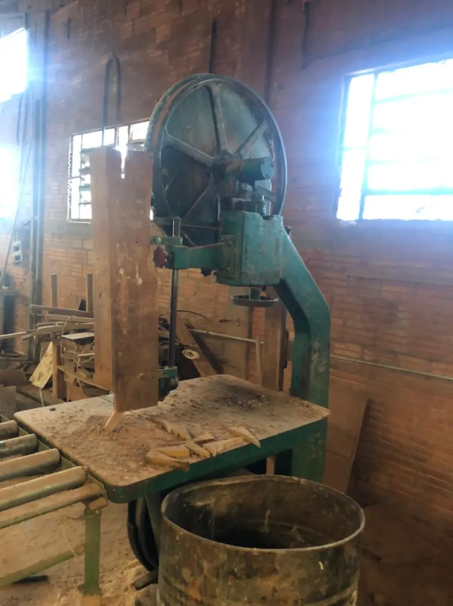 LOTE 008 - serra-fita 