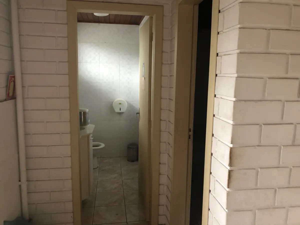 LOTE  - GRANDE IMÓVEL INDUSTRIAL NA ENTRADA DE IGREJINHA, COM 2.230,00M2 E ÁREA CONSTRUÍDA DE 1.240M2